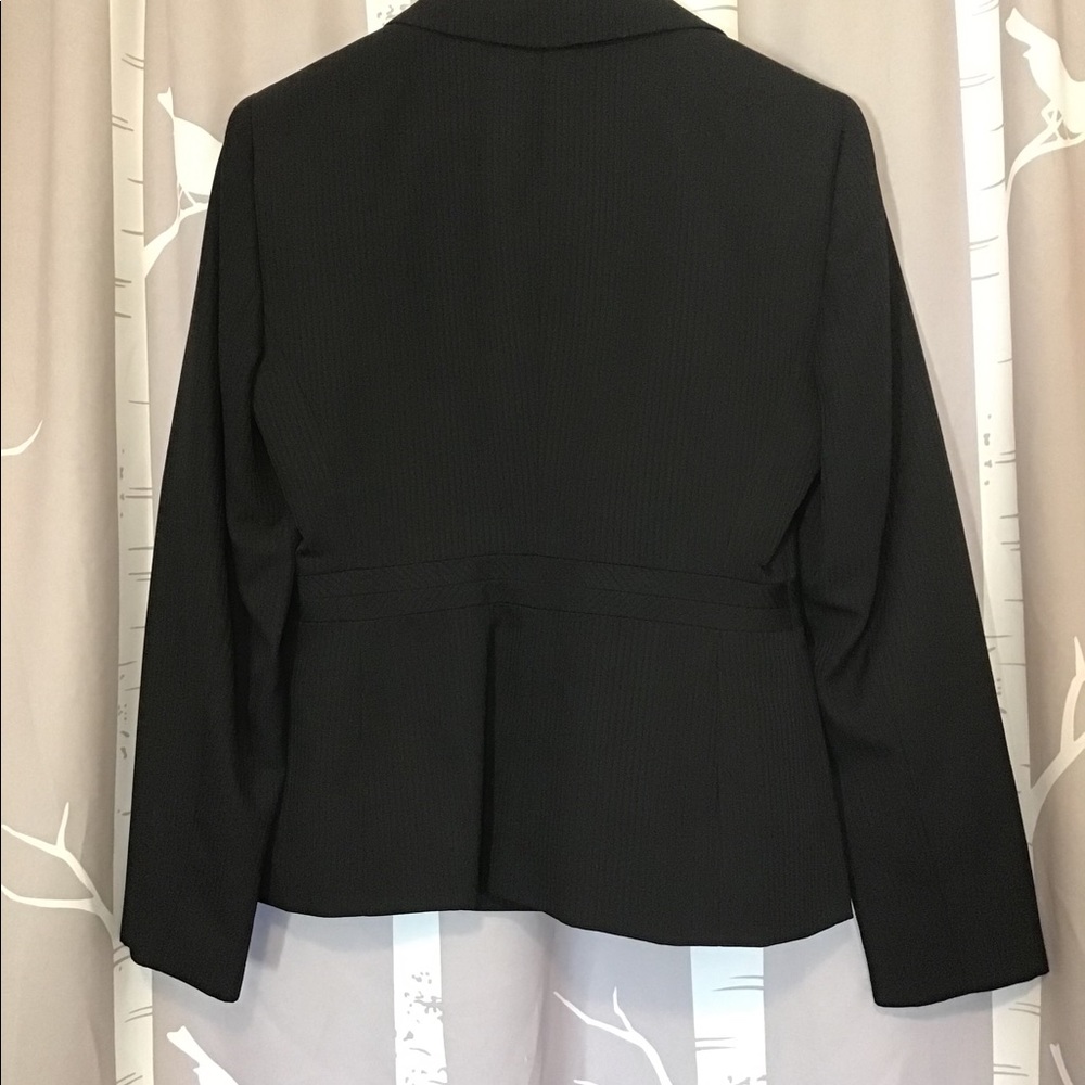 Pantsuit - Picture 3 of 9